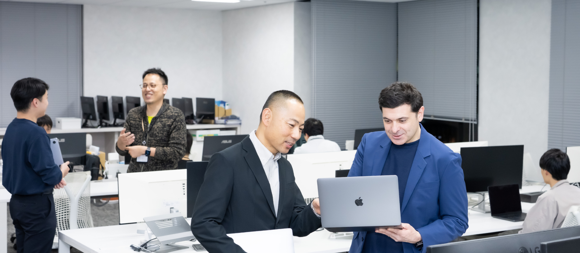 「人と企業が成長しあう多様性のある豊かな社会」を、自社内から実現していく～ビズメイツのグローバル環境～