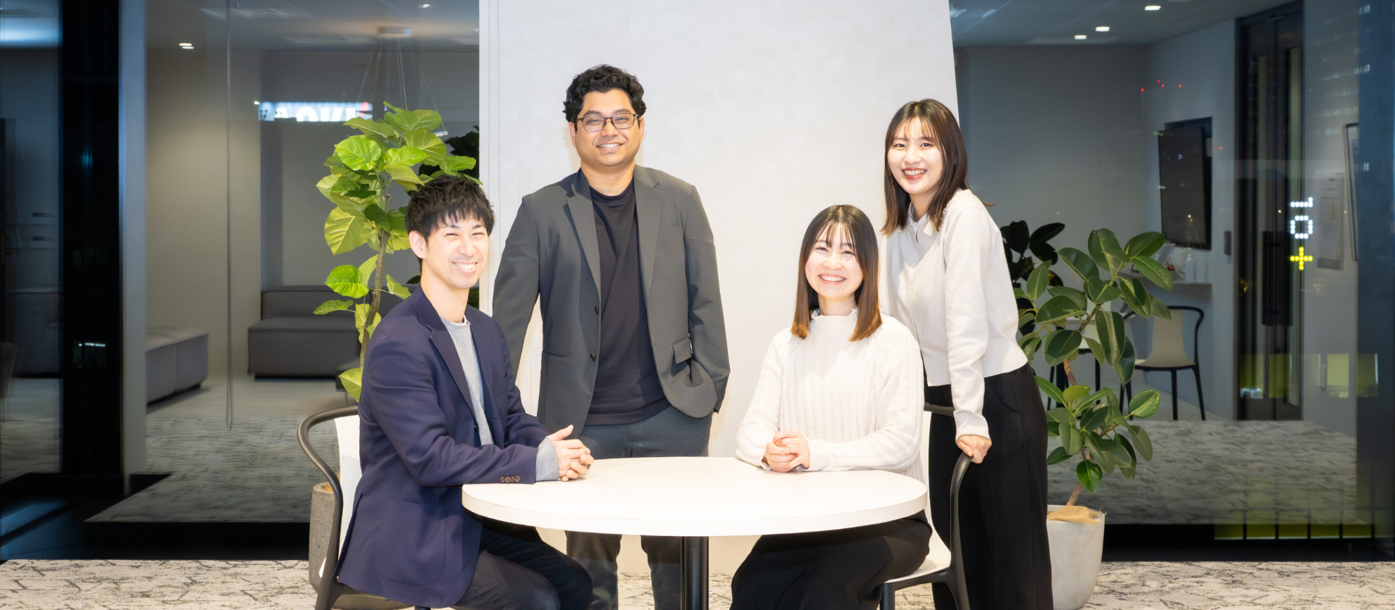 新たな場での挑戦が、想像以上の成長につながる～部署異動を経て活躍する社員たち～