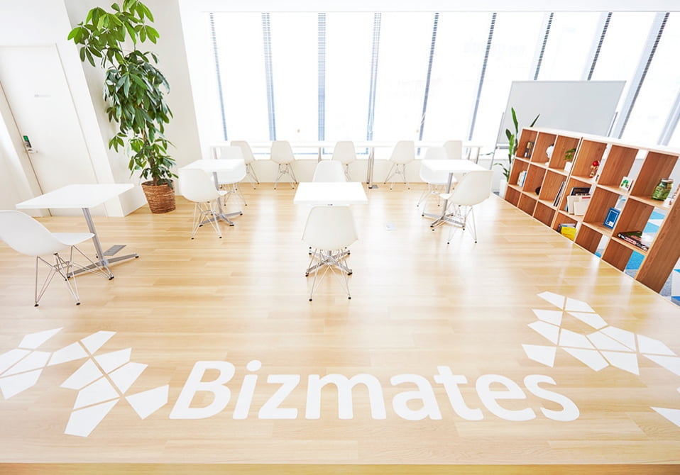 Bizmates オフィス：ワークスペース